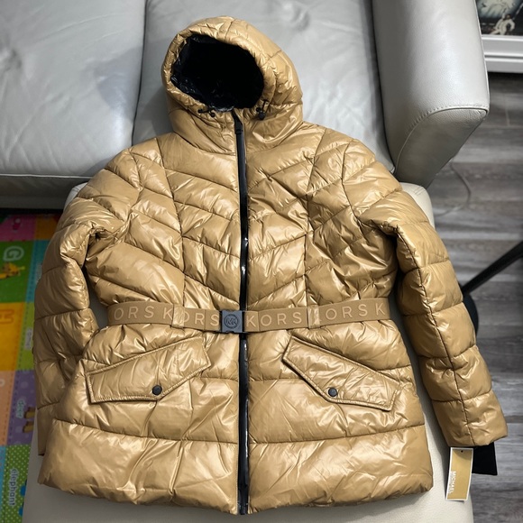 NWT - Michael Kors Women’s Belted Quilted Puffer Jacket - Size XL - Picture 2 of 9